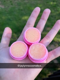 Image 4 of Peach scrub 🍑🤍