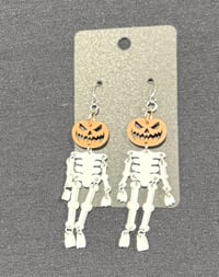 Image 2 of Pumpkin Skellys