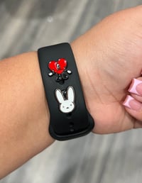 Un Verano watch charm 