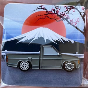 Nissan Hardbody Anthracite gray