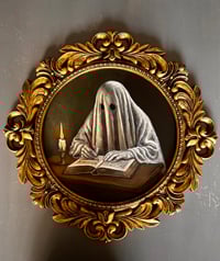 Image 1 of Fantasma escribiendo 