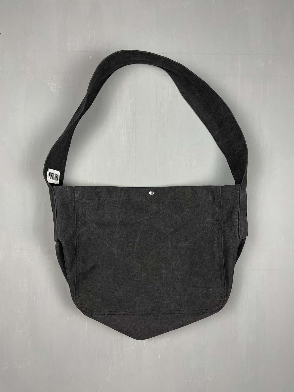 canvas shoulder bag