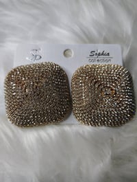 GOLDEN SQUARE EARRINGS 