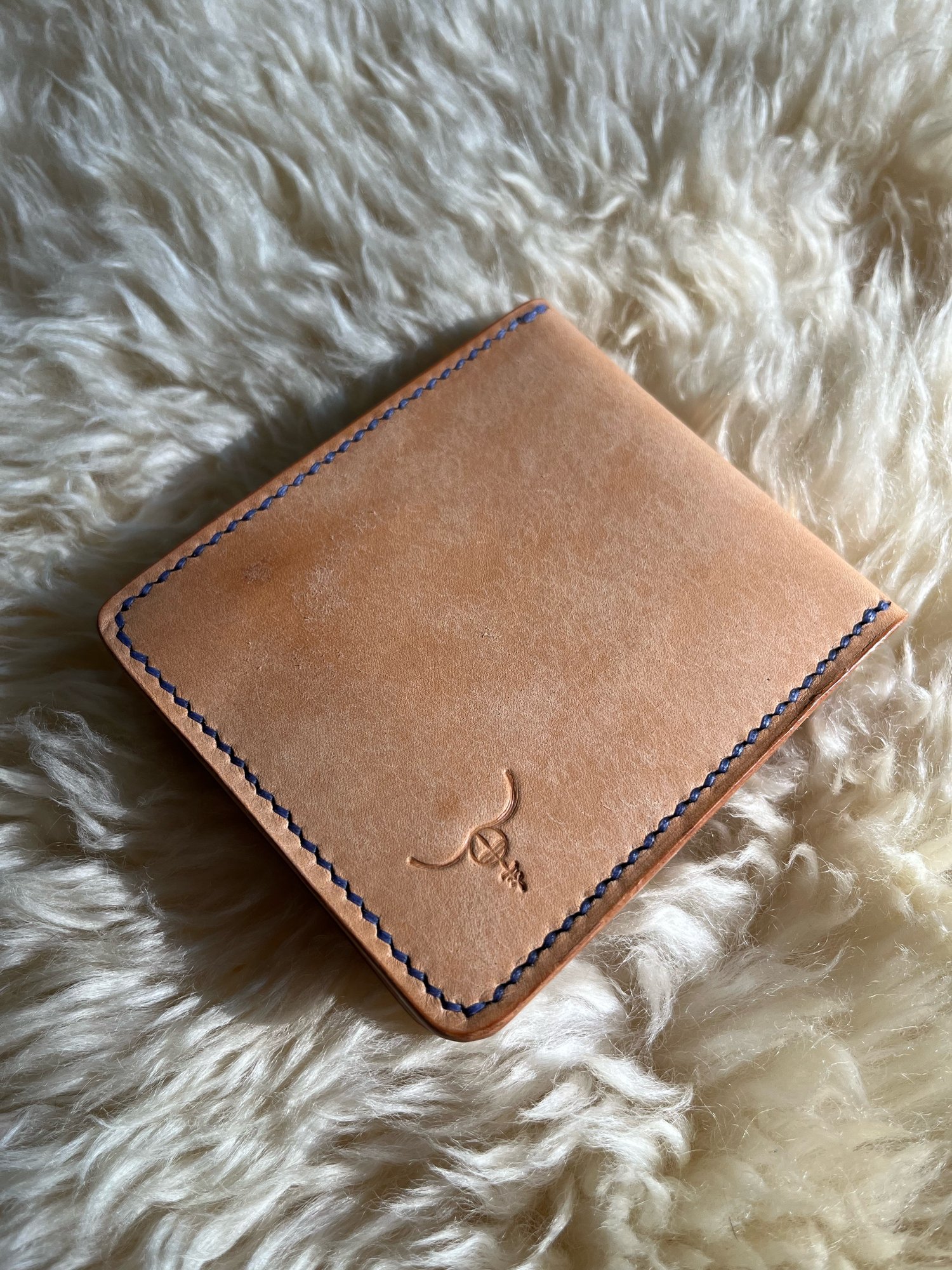 Image of Natural Pueblo 8-pocket Slim Bifold 