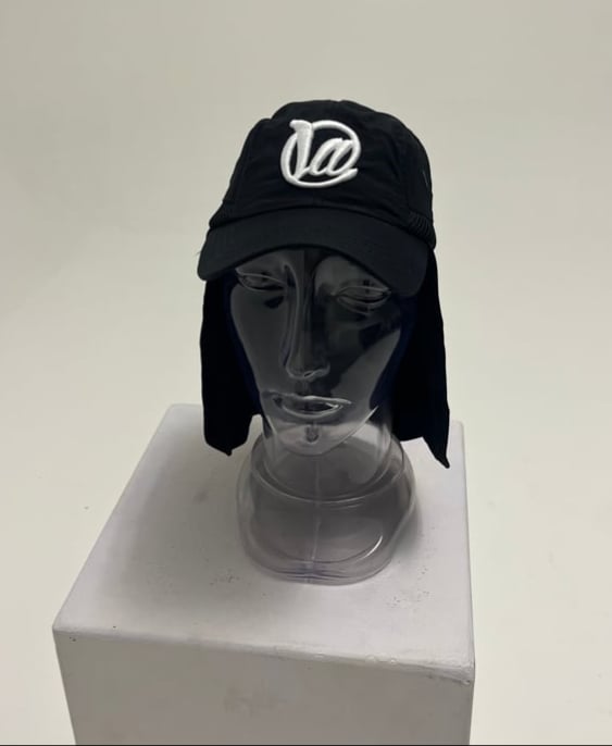 Image of @La  🥷🏿 Cap blk