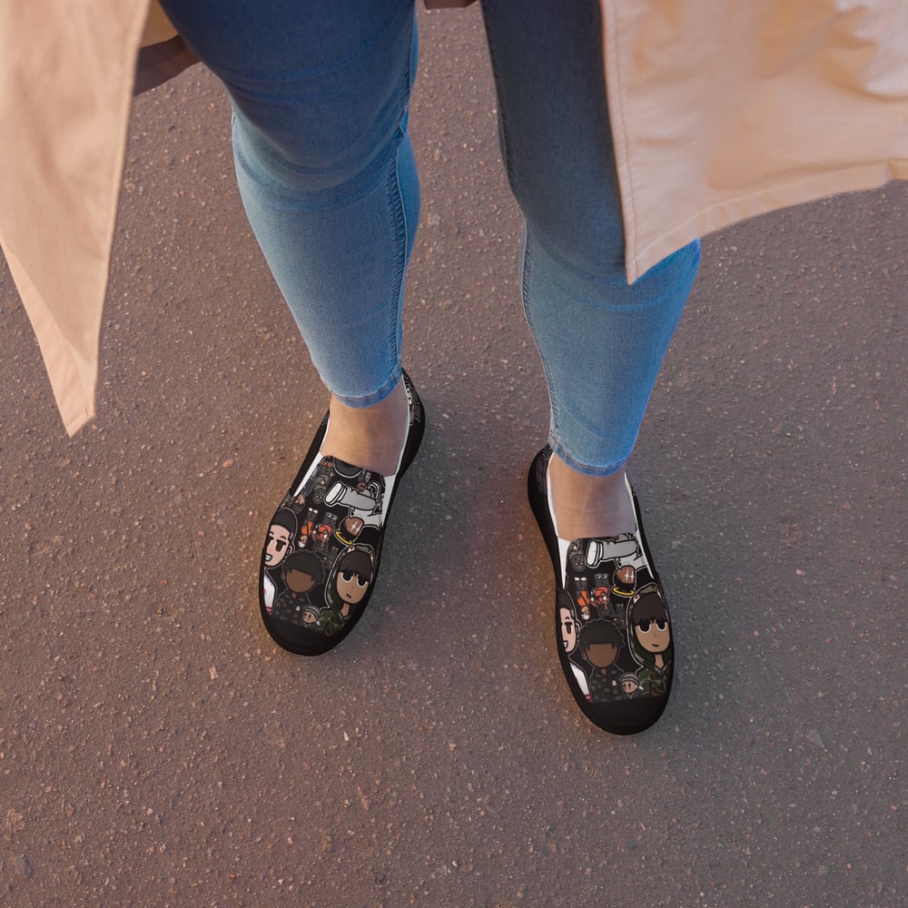 Image of Women’s slip-on canvas shoes