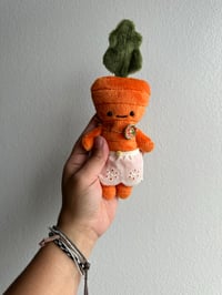 Lil Carrot Girl