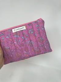 Image 4 of Pochette à livre matelassé double gaze indien rose