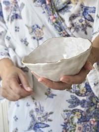 Image 3 of Wavy Magnolia Bowl (sml)