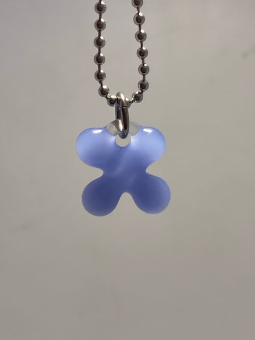 Image of milky blue clover