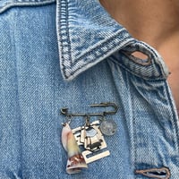 Image 2 of Broche « MANDIARGUE »