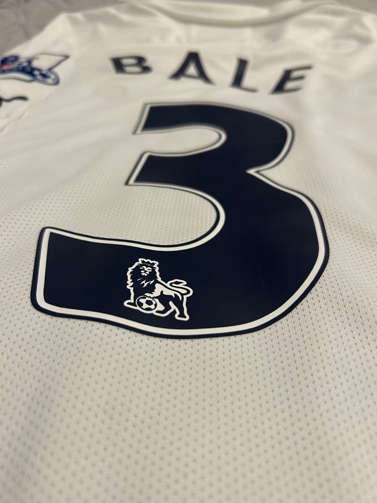 Image of Tottenham Hotspur “BALE 3” 2011/12 Match Issued 2011/12 Long Sleeve Home Shirt + patches (XL)
