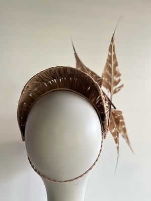 Image of Latte raffia crown w feathers