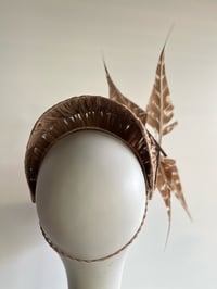 Image 2 of Latte raffia crown w feathers