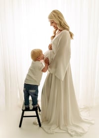 Image 5 of MATERNITY SESSION