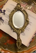 Miroir à main, de toilette, style rocaille Louis XV en bronze doré