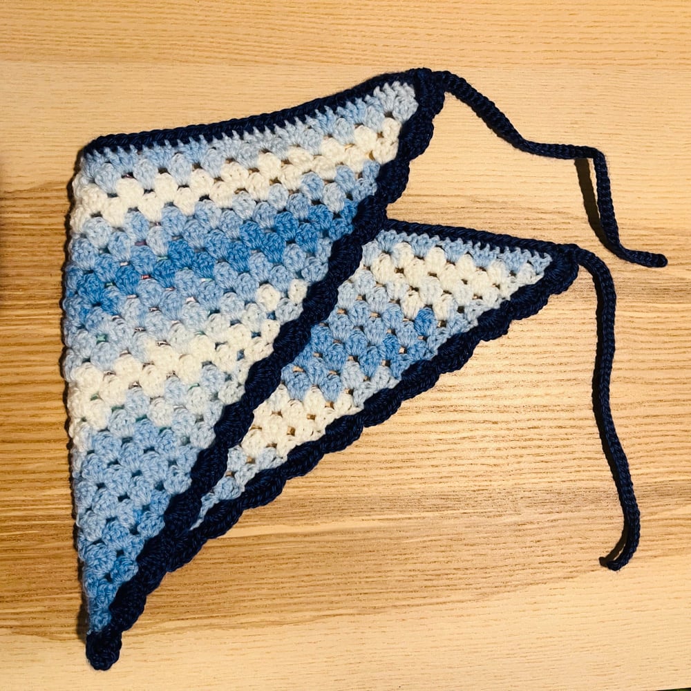 Image of Scalloped Bandana