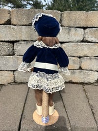 Image 3 of Zuri 