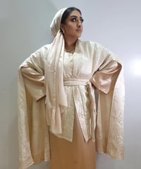 Image 1 of Alia