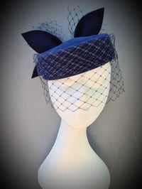 Image 3 of 'Winnie' in Navy