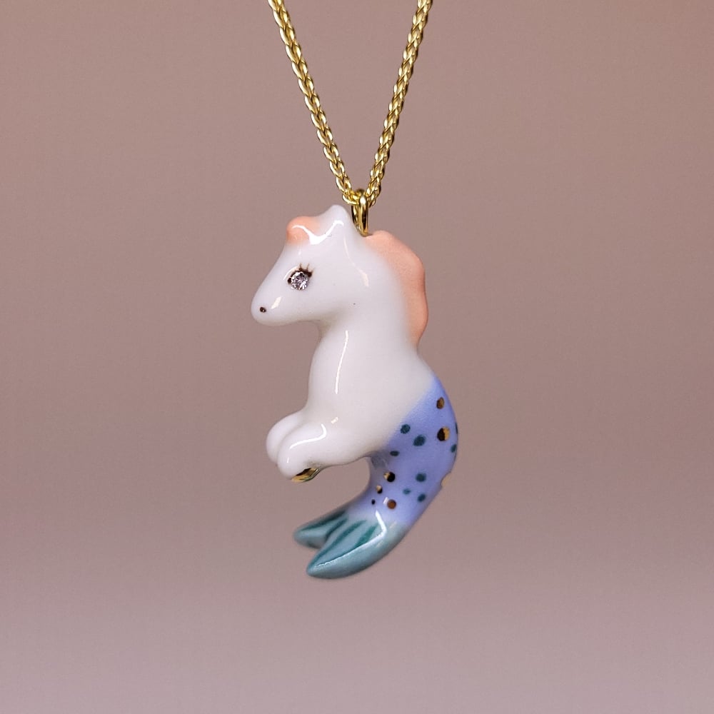 Image of Seahorse Porcelain & Gold Vermeil Pendant