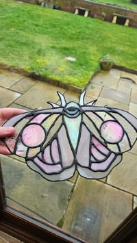 Image 2 of Moth pink