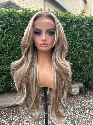 Image of Misha free part luxury (ready to ship)