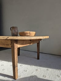 Image 3 of LA TABLE BASSE ANCIENNE 