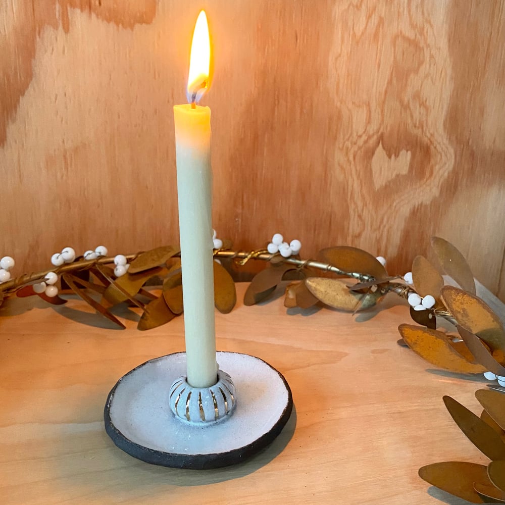 Image of Candleholder & Pack Of 4 Candles (d)