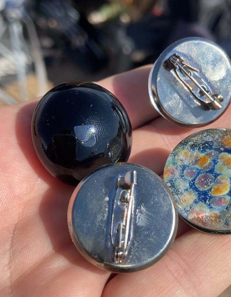 Image of Glass pins 