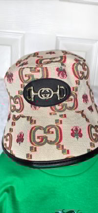 Image 2 of Green Tshirt with matching Bucket hat