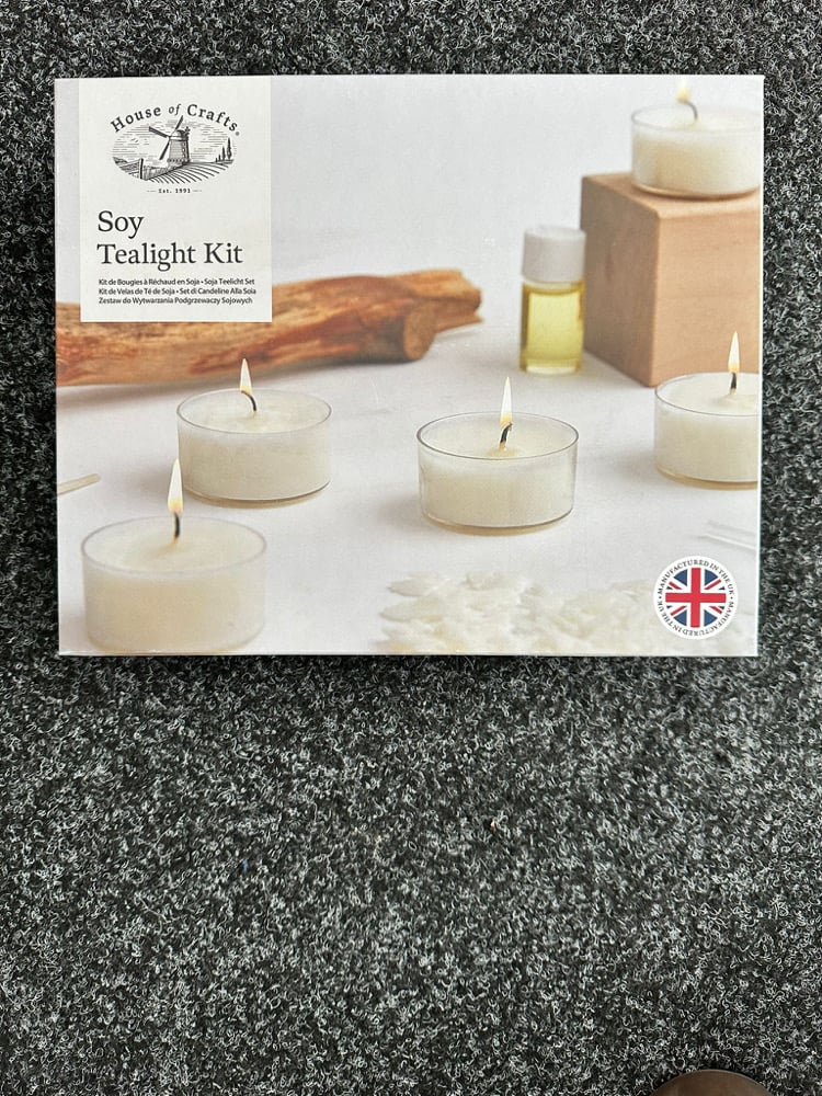 Image of Soy Tealight Kit