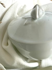 Image 5 of Box de Brocante « Blanche Bénédiction »