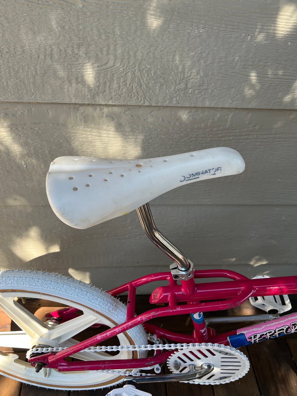 Magenta 1987 GT performer