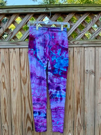 Image 2 of Large BIG DEAL Leggings 