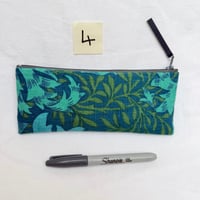 Image 3 of William Morris Pouch No.4