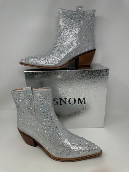Image of  rhinestone Silver cowgirl Boots  women’s Size 11 - Free Shipping 
