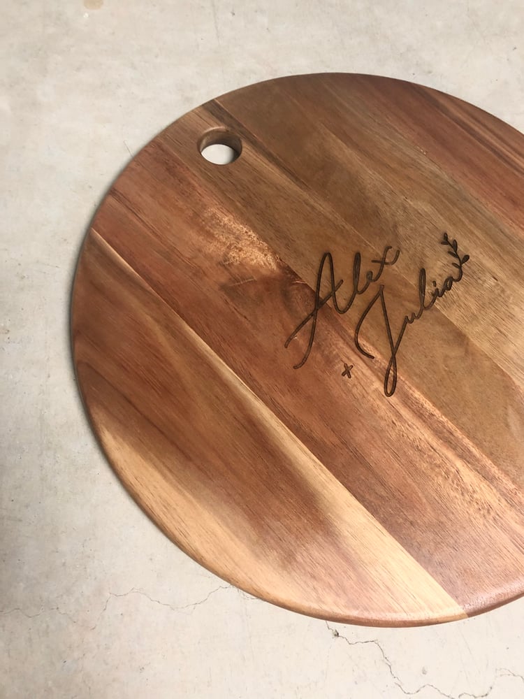 Image of Round serving board