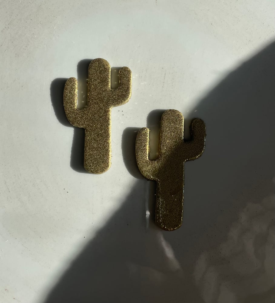Image of Gold glitter cactus 