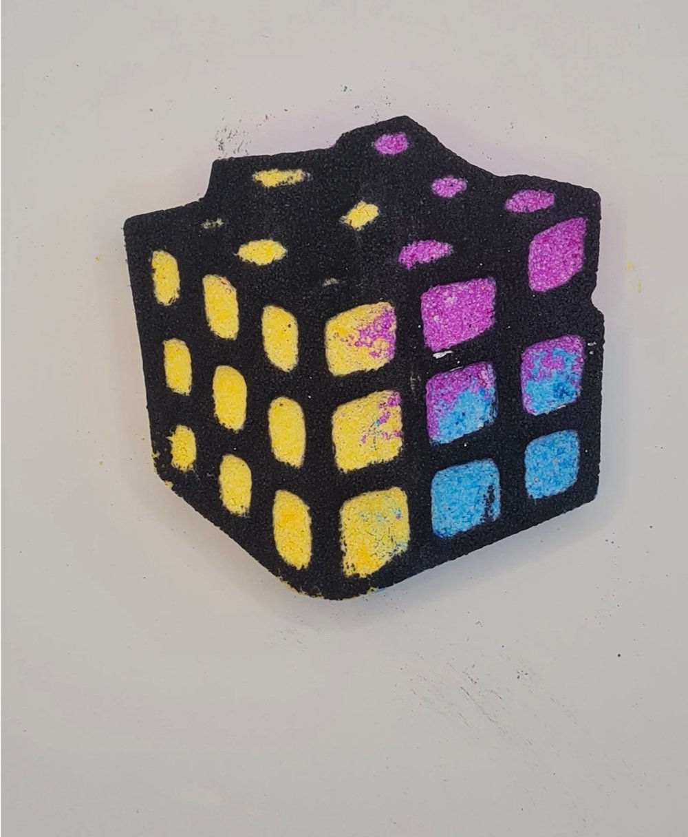 Image of Rubiks cube bath bomb