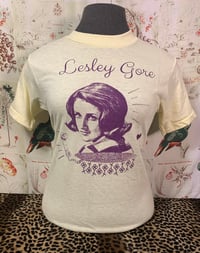 Image 1 of 90's Anvil canary yellow Small Leslie Gore