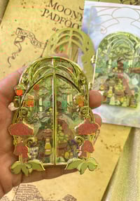 Image 1 of Window botanic LE60
