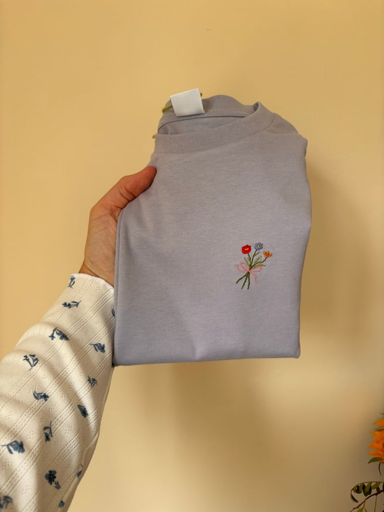 Image of 5-6 lavender tee