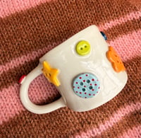 Image 2 of Button mug 