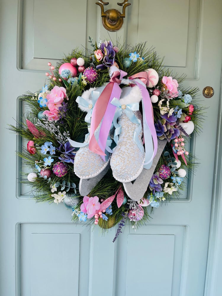 Image of 65cm Skates Wreath 