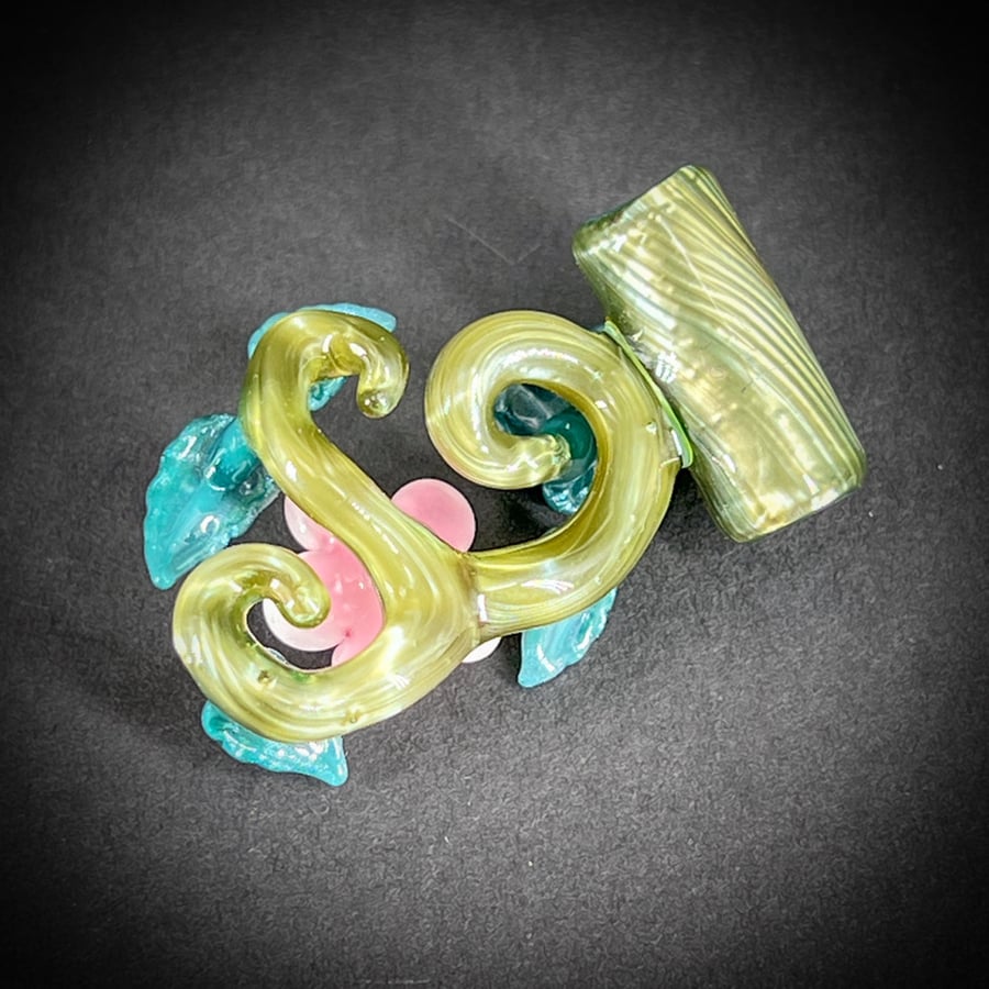 Image of Pink & Blue Spring Flower Vine Pendant