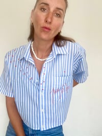 Image 1 of Chemise Crop "pause for love"