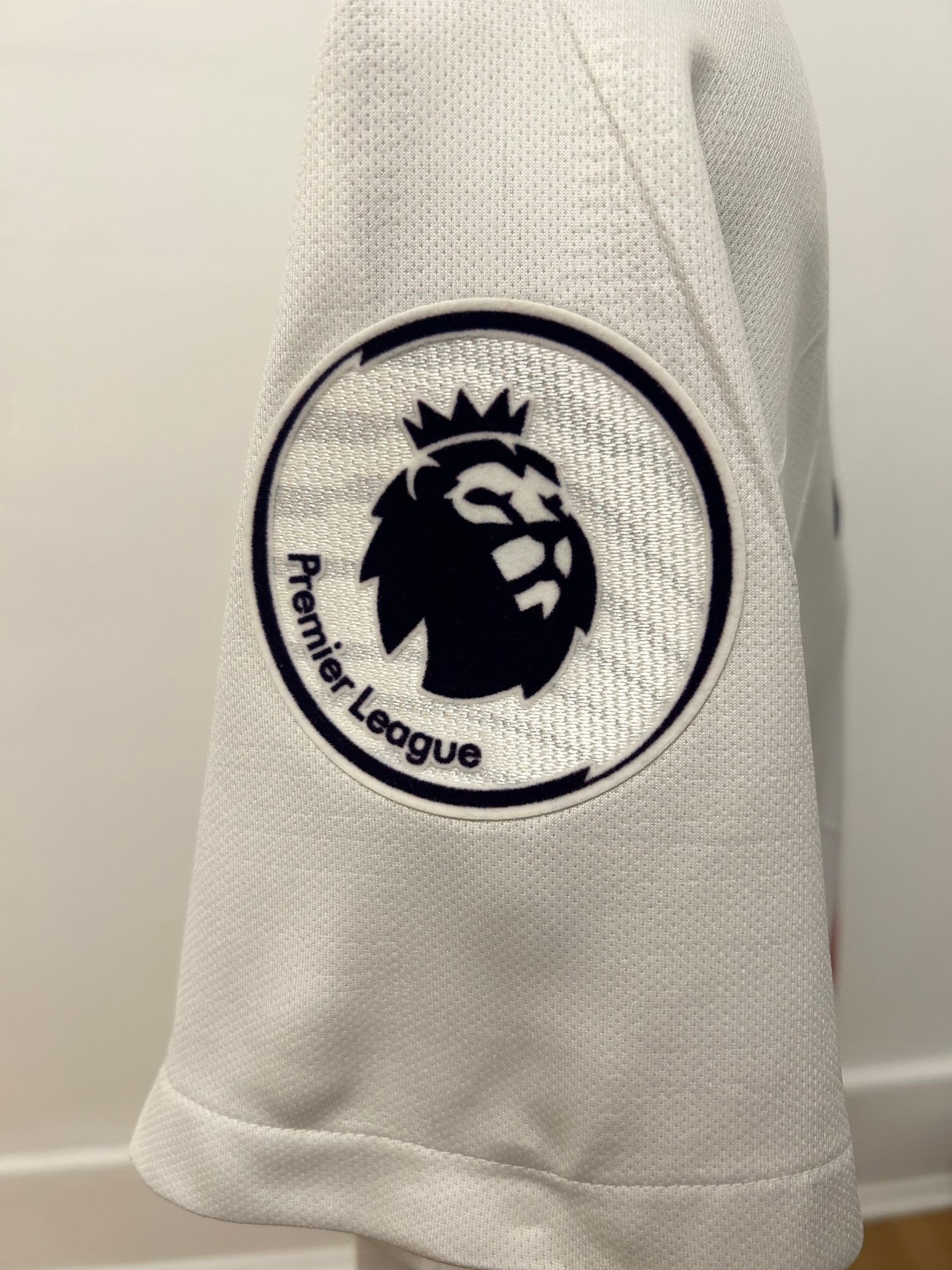Image of Tottenham Hotspur “SON 7” 2018/19 Inaugural Home Shirt + PL patches (M) 