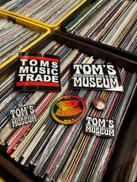 Ltd Toms Homegrown Rock N Roll museum Keychain, 2x Fridge Magnets, Holographic sticker, Pin package 