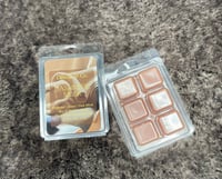 Image 2 of Cashmere Musk | Soy & Beeswax Melt